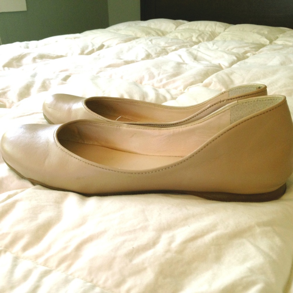 Nine West Nude Flats